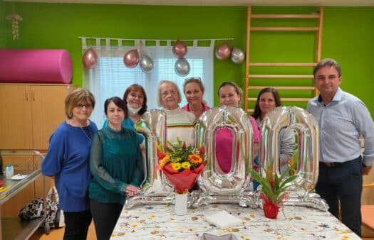 Oslava 100. narozenin klientky SeniorCentra Olomouc